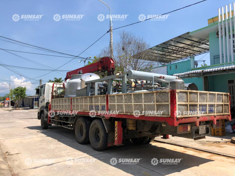 Installing 5 ton ice machine in Quang Nam