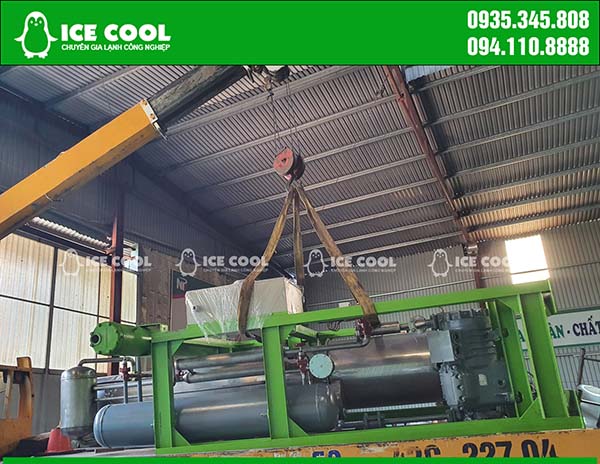 After the production process, ICE COOL transported and installed the ice machine to Quang Nam