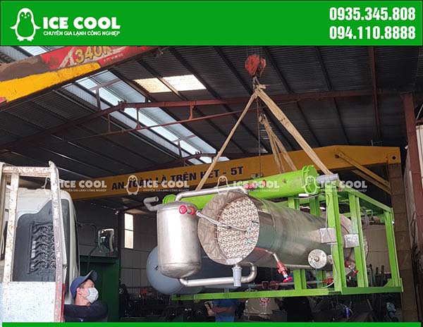 Factory of 5 ton ice machine for customers in Nghe An
