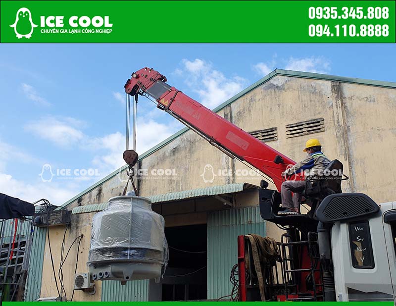 Installing a 5 ton ice machine in Khanh Hoa