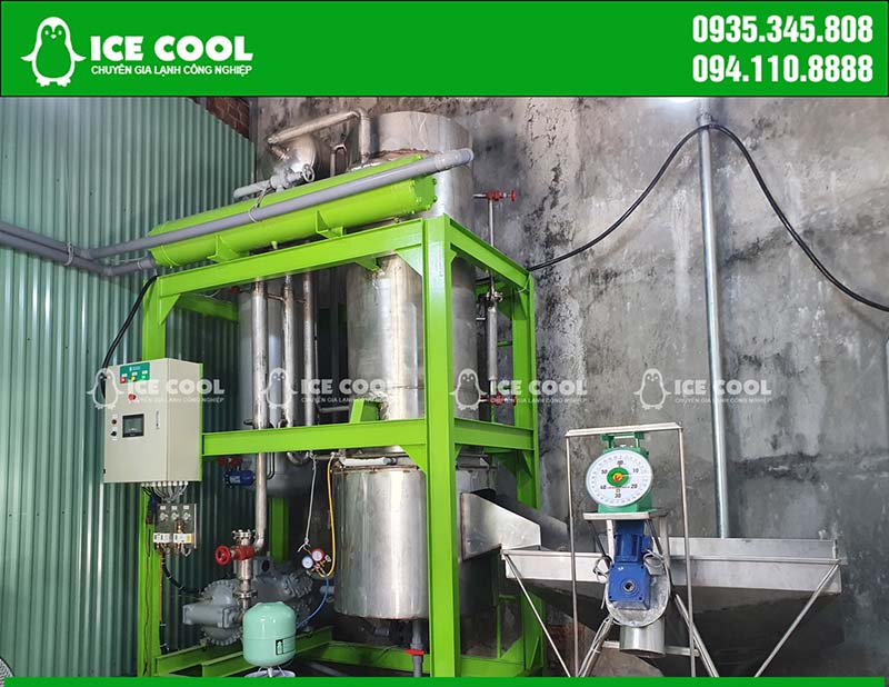 Installing a 10 ton ice machine in Da Nang