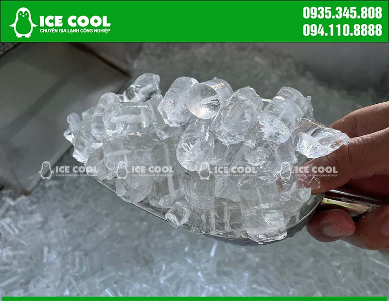 Clean ice cubes are made from ICE COOL ice cube machine